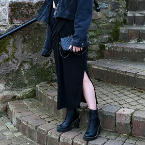 dr martens kendra black leather heeled ankle boots